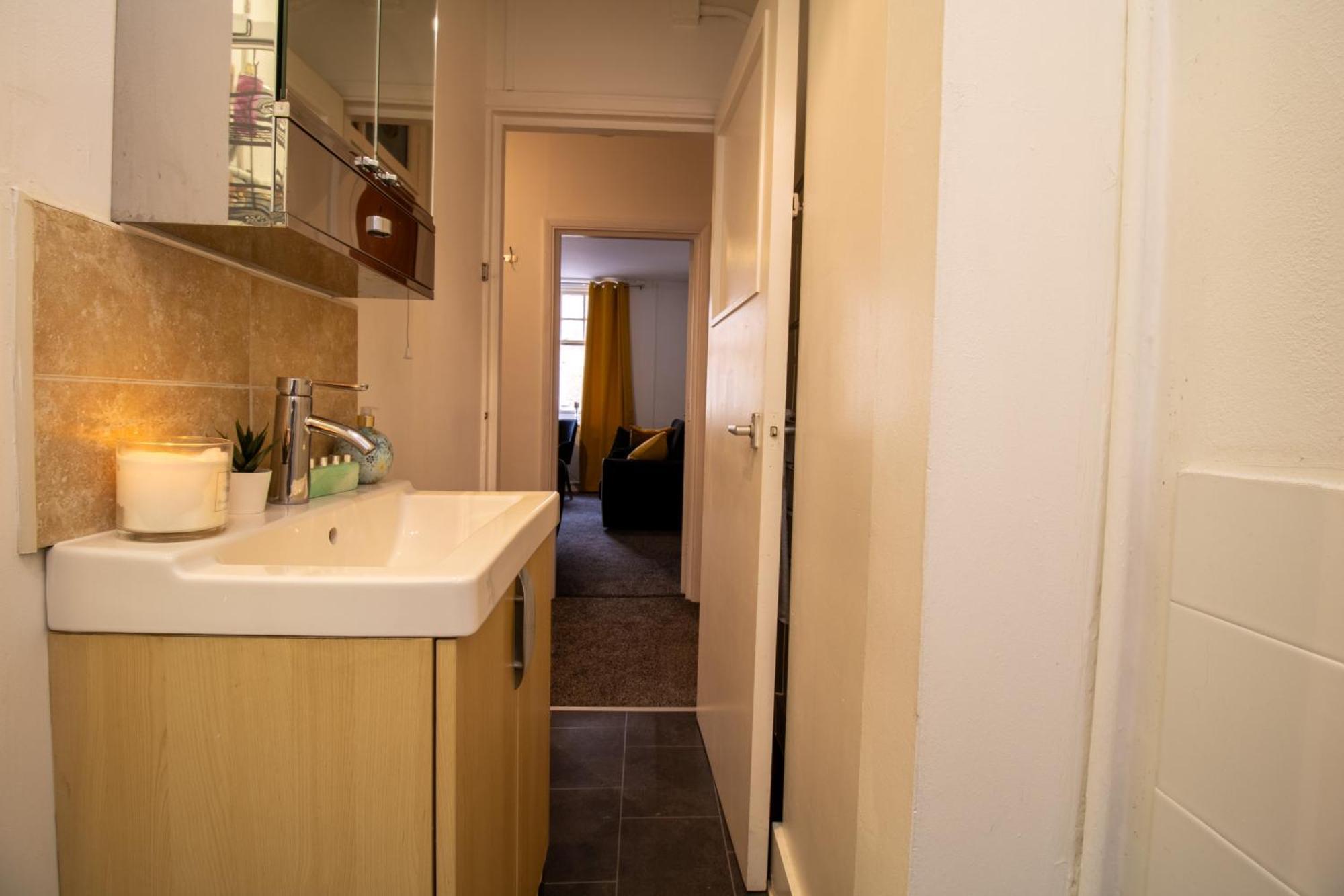 Chic Urban Retreat 1 Bedroom Gem In Covent Garden Лондон Екстер'єр фото